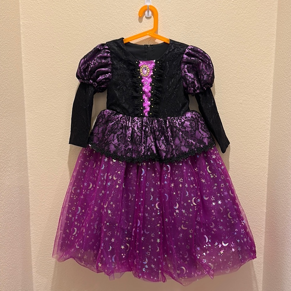 Halloween 6-8 years old girl’s Witch Dress New without Tag